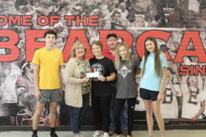 STUCO donates to Gospel Mission